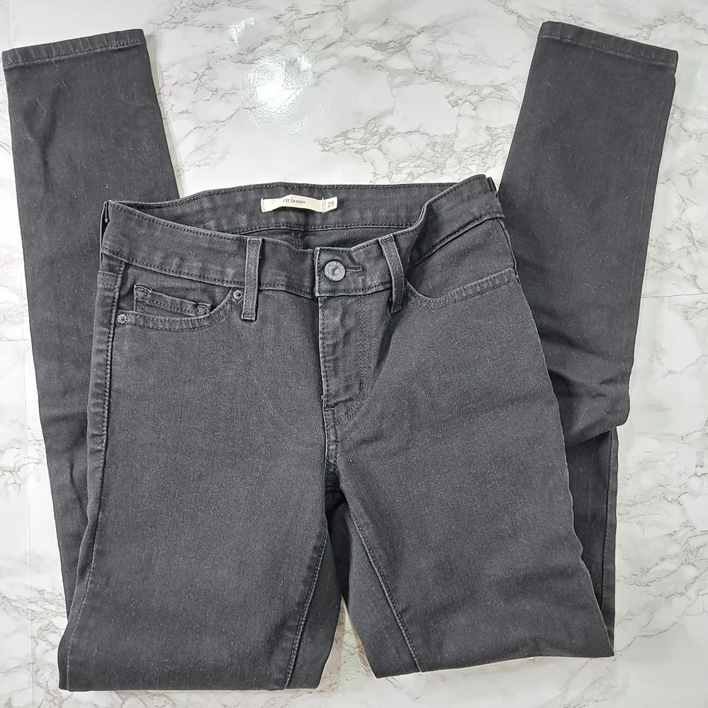 Levi's Black 711 Mid-Rise 4-Way Stretch Skinny Jeans Size 25R